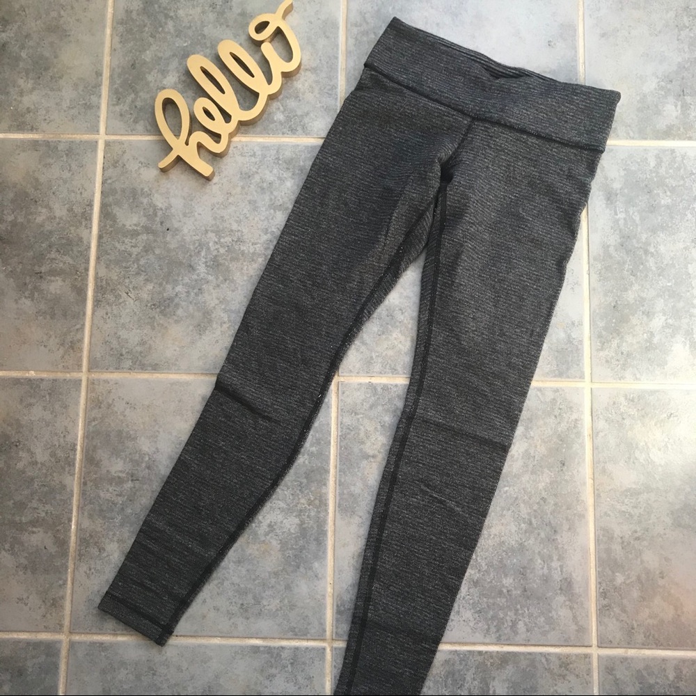 Lululemon Leggings Mid Rise Grey Warm Thermal 2 - Picture 3 of 10